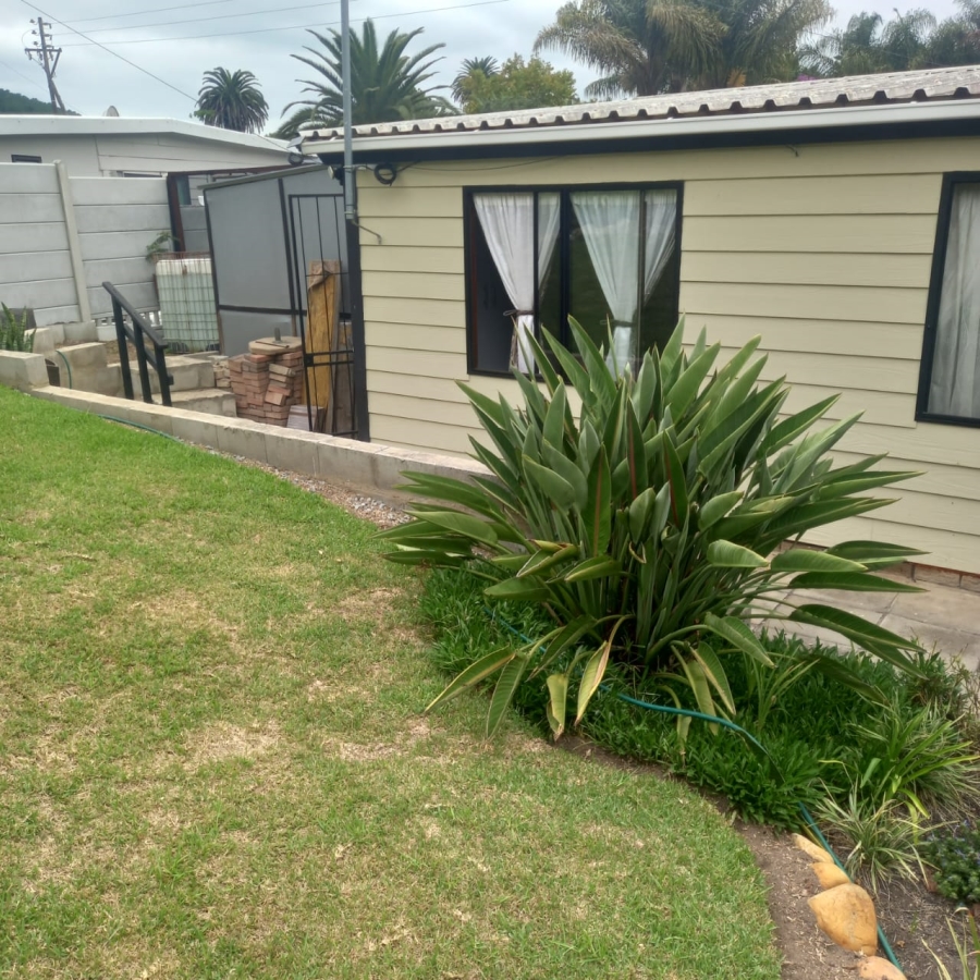 2 Bedroom Property for Sale in Grootbrakhoogte Western Cape